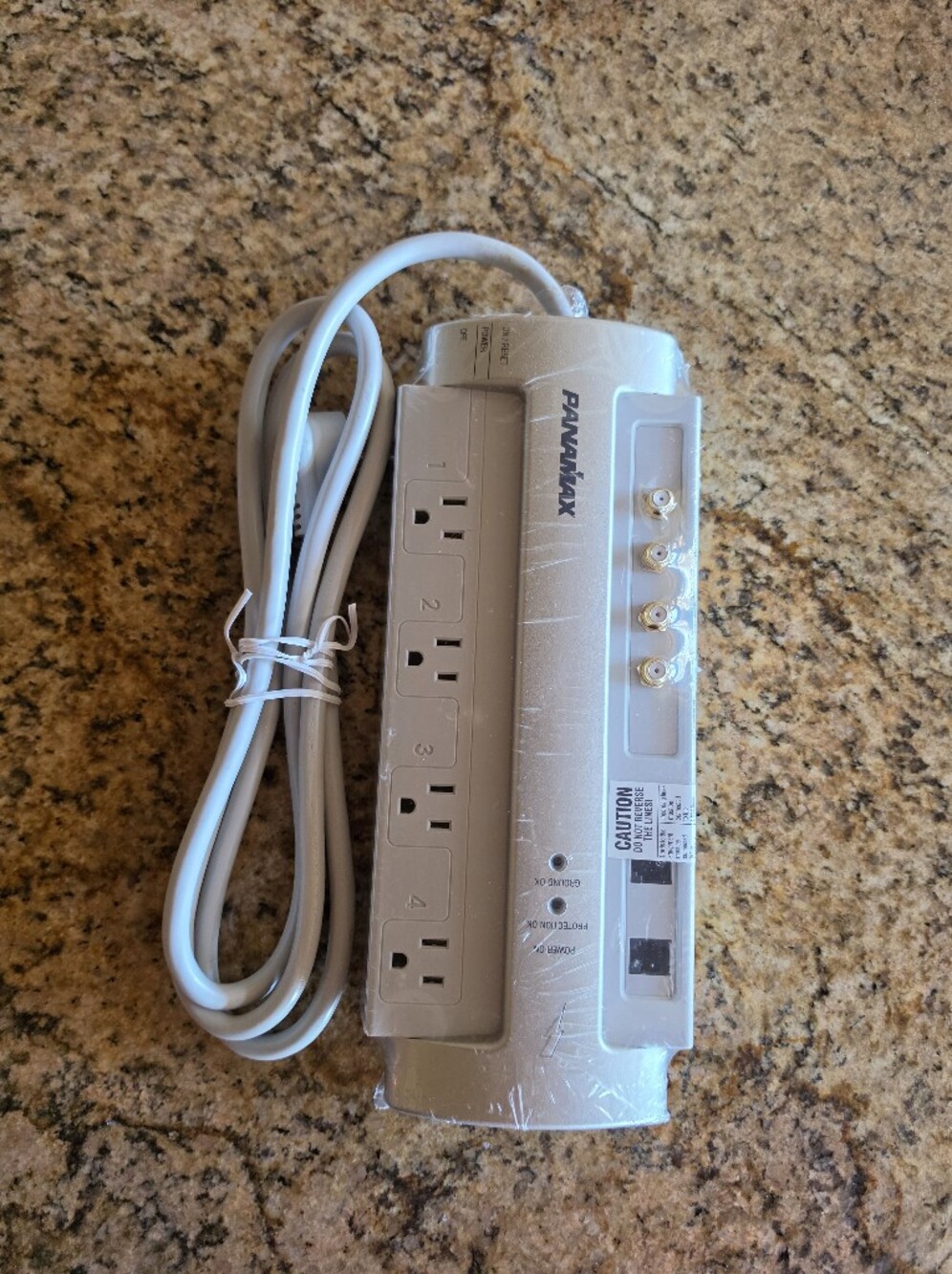 Panamax Power Strip Surge Protector8 outlets 4 Cable inputs PM8-AV - NEW